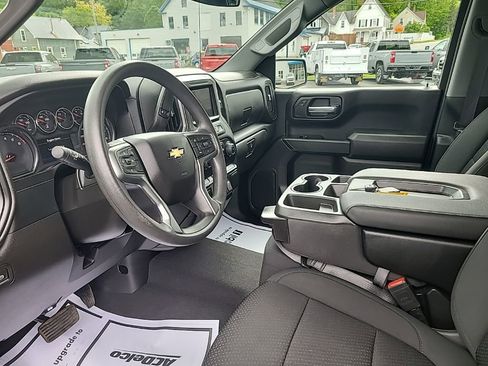 Certified 2022 Chevrolet Silverado 1500 Custom w/ Safety Confidence Package image 18