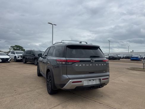 Certified 2022 Nissan Pathfinder SL w/ SL Premium Package image 16