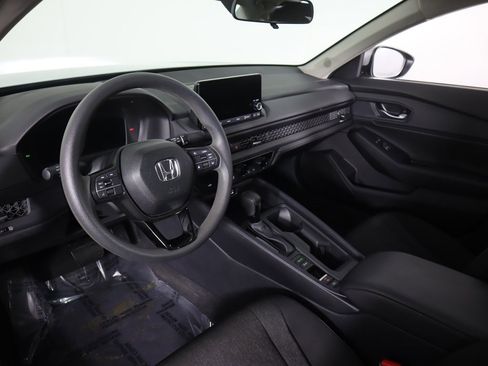 Used 2024 Honda Accord EX image 27