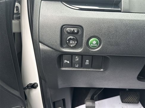 Used 2021 Honda Pilot Touring image 20