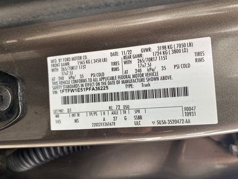 Used 2023 Ford F150 XLT image 27