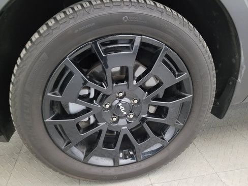 Used 2022 Kia Telluride EX w/ EX Premium Package AWD/4WD image 31