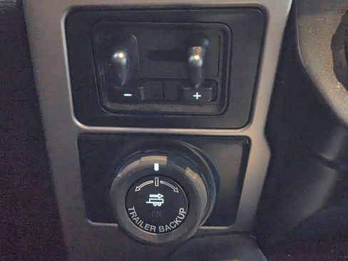 Used 2022 Ford F350 King Ranch w/ King Ranch Ultimate Package AWD/4WD image 21