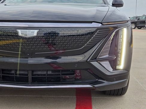 New 2026 Cadillac Lyriq Sport image 6