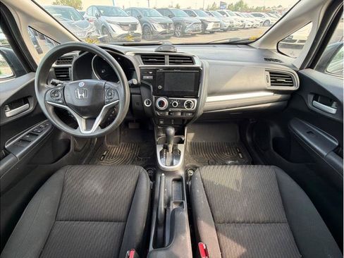 Used 2019 Honda Fit EX image 4