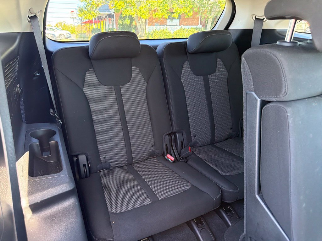 Used 2023 Kia Sorento LX FWD image 38
