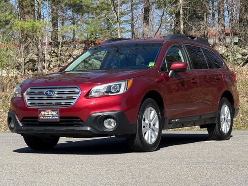 Used 2017 Subaru Outback 2.5i Premium AWD/4WD image 6