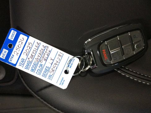 New 2025 Chrysler Voyager LX image 38