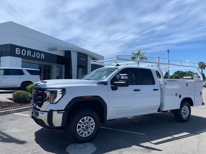 New 2026 GMC Sierra 2500 Pro w/ Convenience Package
