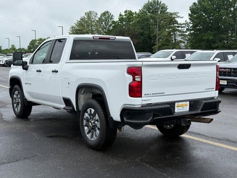 Used 2024 Chevrolet Silverado 2500 Custom w/ Custom Convenience Package AWD/4WD image 5