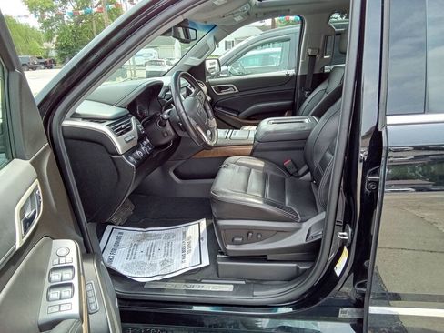 Used 2020 GMC Yukon Denali w/ Open Road Package AWD/4WD image 13