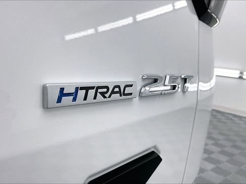 Used 2026 Hyundai Santa Cruz Limited AWD/4WD image 8