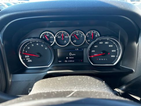 Used 2021 Chevrolet Silverado 1500 LT image 21