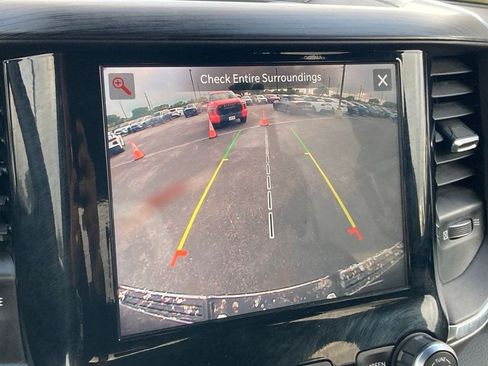 Used 2024 RAM 1500 Laramie AWD/4WD image 24