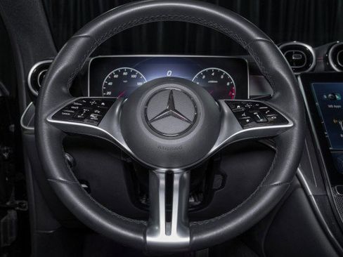 Certified 2023 Mercedes-Benz GLC 300 image 19