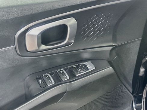 Used 2024 Kia Sorento S FWD image 15
