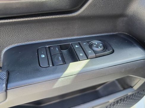 Used 2024 Toyota Tacoma SR RWD image 19