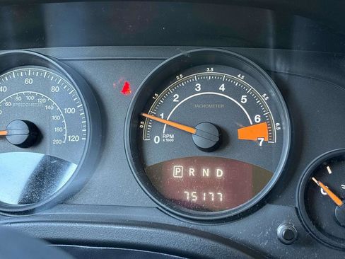 Used 2015 Jeep Patriot Latitude image 17