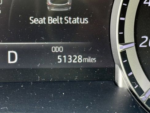 Used 2022 Toyota Highlander Platinum image 11