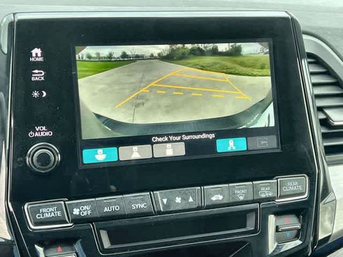 Used 2023 Honda Odyssey Touring image 26