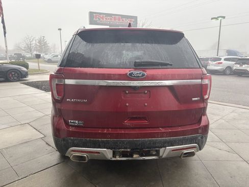 Used 2017 Ford Explorer Platinum image 8