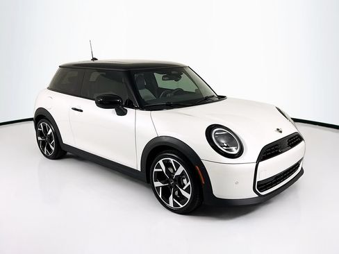 New 2026 MINI Cooper 2-Door Hardtop FWD image 3
