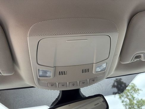 Used 2023 Ford Edge SEL image 26