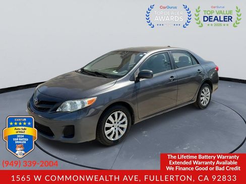 Used 2012 Toyota Corolla LE FWD image 3
