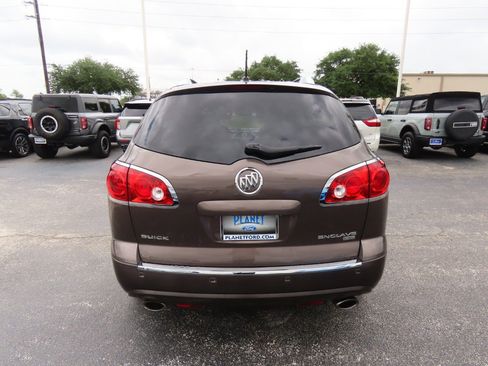 Used 2011 Buick Enclave CXL FWD image 13