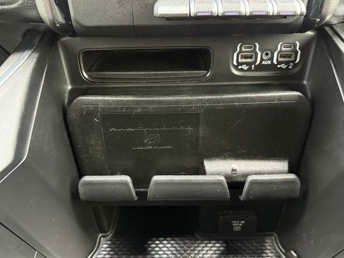 Used 2021 RAM 1500 Laramie w/ Night Edition image 25