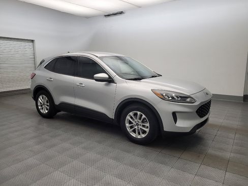 Used 2020 Ford Escape SE FWD image 11
