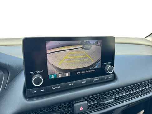Used 2025 Honda HR-V LX image 13