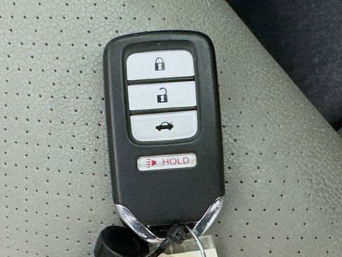 Used 2013 Honda Accord EX-L image 38