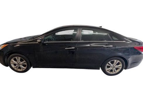 Used 2012 Hyundai Sonata Limited FWD image 2