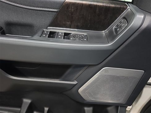 Used 2021 Ford F150 Lariat w/ Equipment Group 502A High image 28