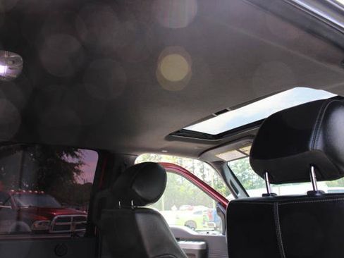 Used 2015 Ford F250 Lariat w/ Lariat Ultimate Package AWD/4WD image 36