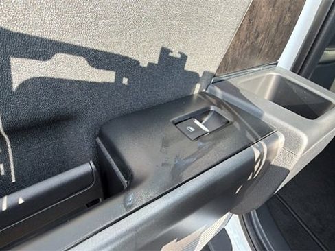 New 2026 Ford F350 Lariat w/ FX4 Off-Road Package image 15