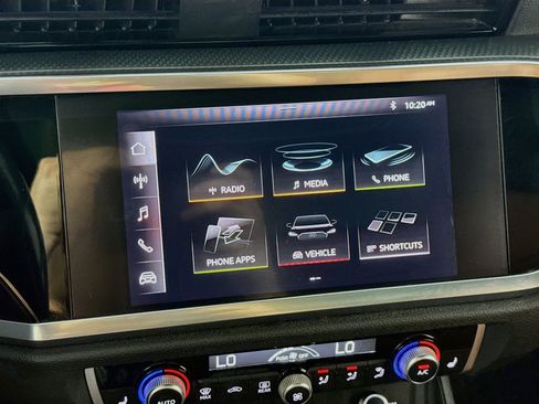 Used 2020 Audi Q3 2.0T Premium AWD/4WD image 16