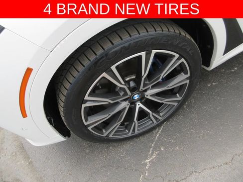 Used 2019 BMW X7 xDrive50i w/ Dynamic Handling Package AWD/4WD image 4