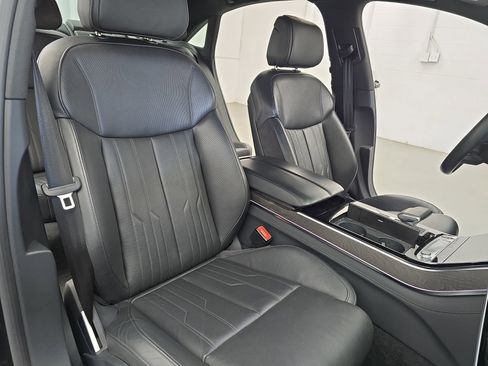 Used 2022 Audi A8 L 3.0T image 19