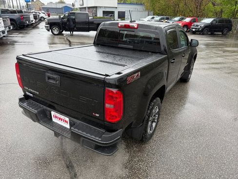 Used 2021 Chevrolet Colorado Z71 AWD/4WD image 16