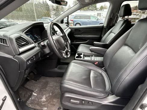 Used 2024 Honda Odyssey EX-L image 16
