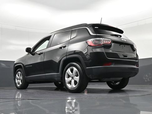 Used 2021 Jeep Compass Latitude FWD image 29