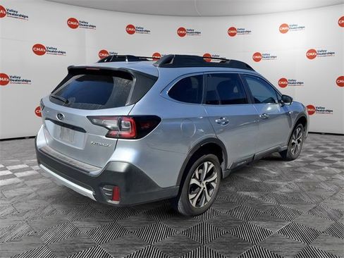 Certified 2022 Subaru Outback Limited image 7