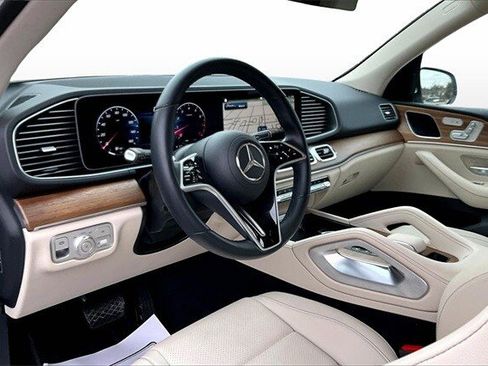 Used 2025 Mercedes-Benz GLE 350 4MATIC image 20
