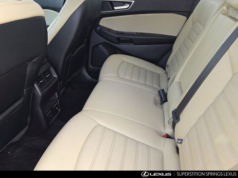 Used 2018 Ford Edge SEL w/ Equipment Group 201A image 26