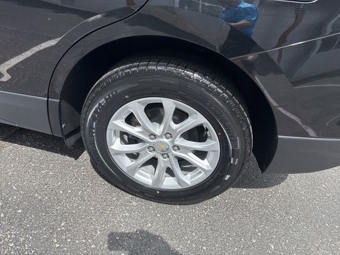 Used 2019 Chevrolet Equinox LT FWD image 15