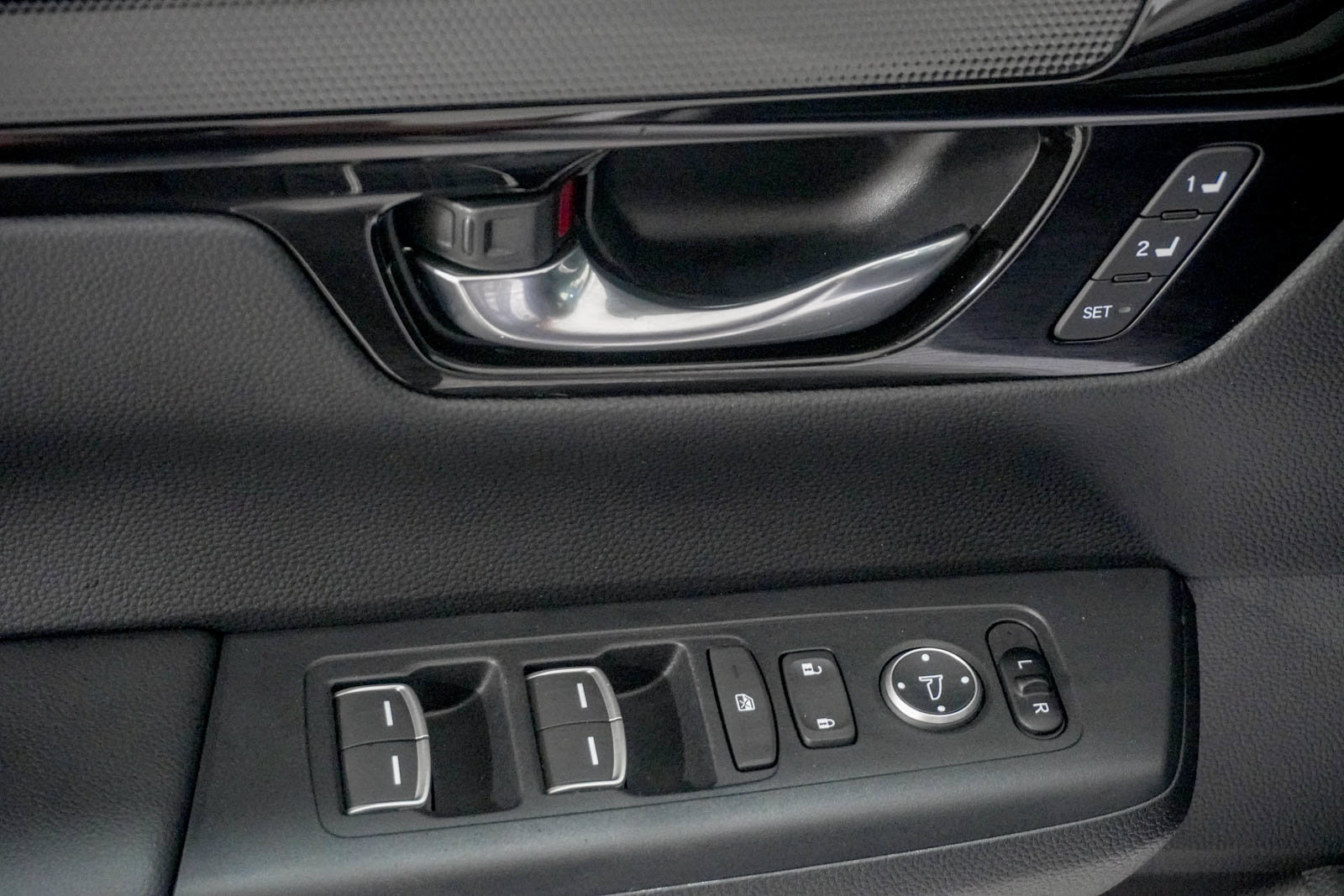 Used 2026 Honda CR-V EX-L image 18