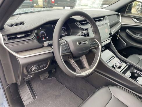 New 2026 Jeep Grand Cherokee L Limited RWD image 45