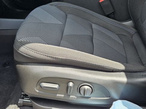 New 2027 Chevrolet Bolt LT w/ Comfort Package FWD image 17